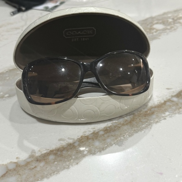 Coach Brown Sunglasses with Case - Picture 1 of 3